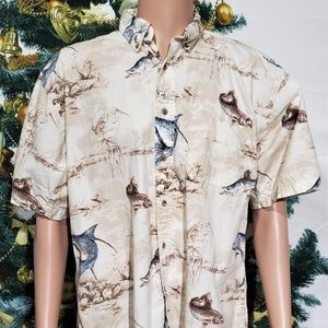 REEL LEGENDS PERFORMANCE FISHING BUTTON DOWN SHIRT
